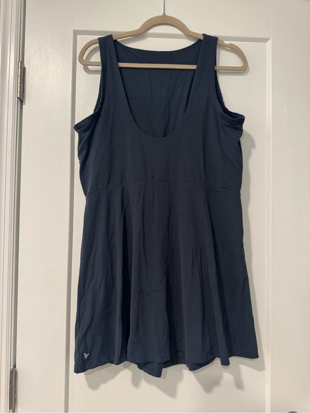 Old Navy Active StudioSmooth Athletic Dress with Built in Bra & Shorts - Picture 2 of 4